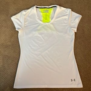 Under Armour run top
